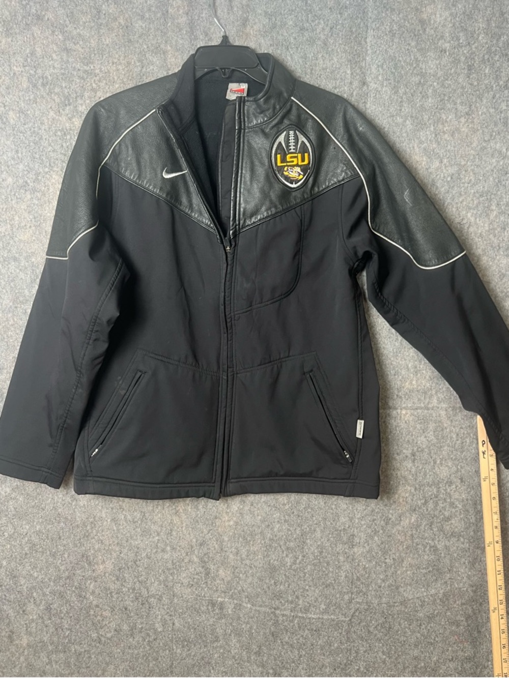 Nike Team Men’s Medium 2007 National Champions LSU Tigers soft shell jacket.